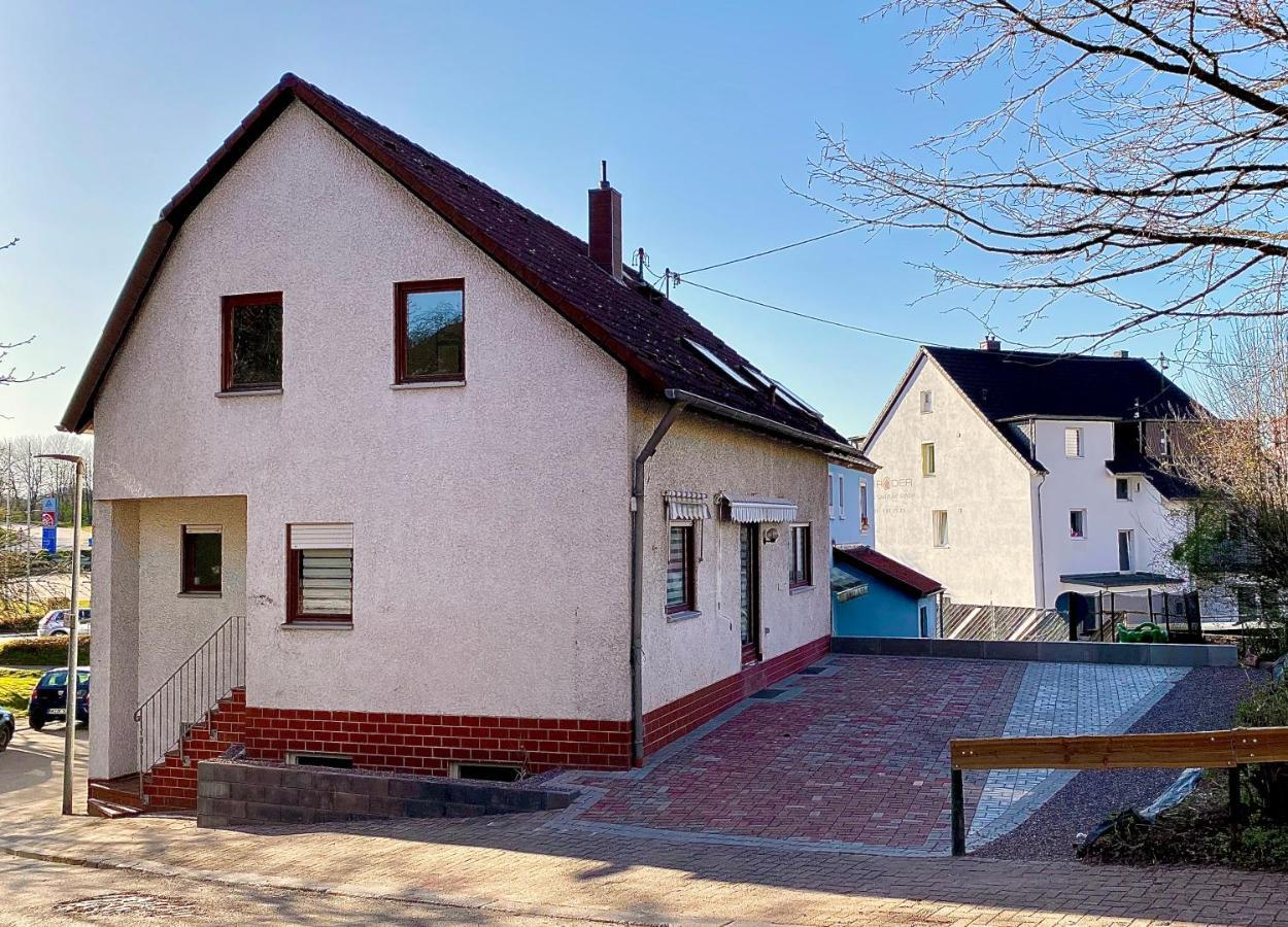 Apartments Rhona III Und IV Neunkirchen City Eksteriør billede